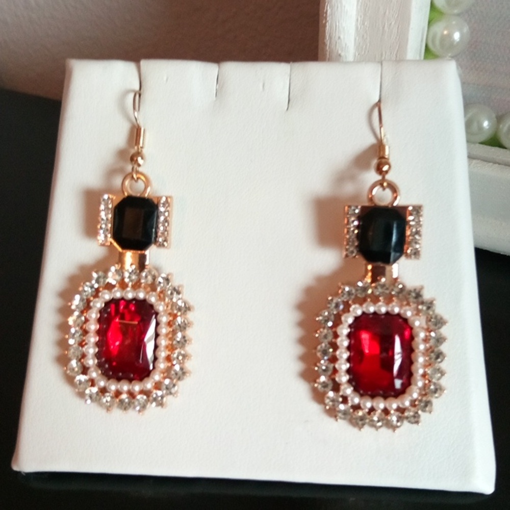 🆕 Ladies Earrings